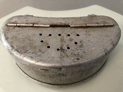 Vintage Kidney Shaped Tin Fishing Live Bait Box Belt Fitted